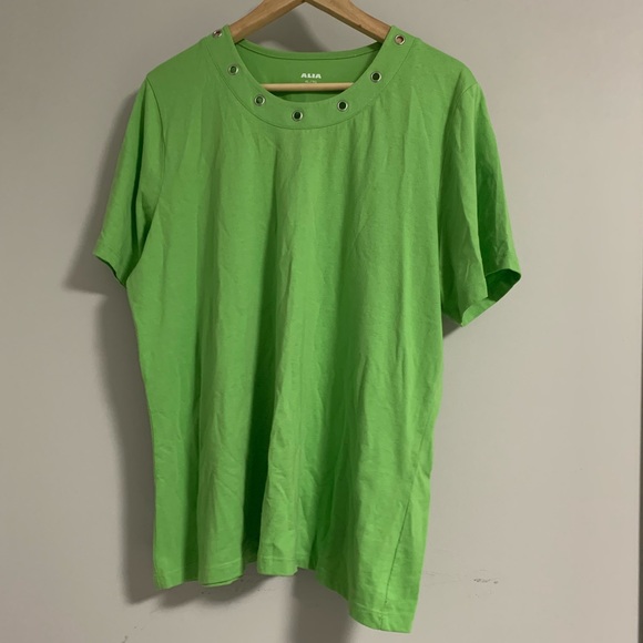 (2/$20) Alia XL Green T-Shirt - Picture 1 of 3